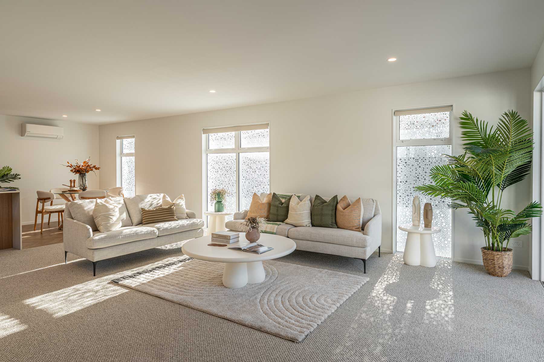 88 Holly Rd 69 Interior